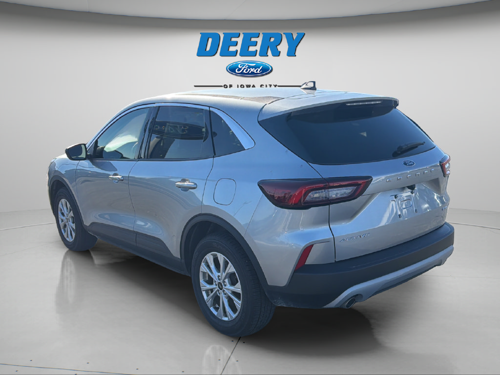 Certified 2024 Ford Escape Active AWD/4WD image 9