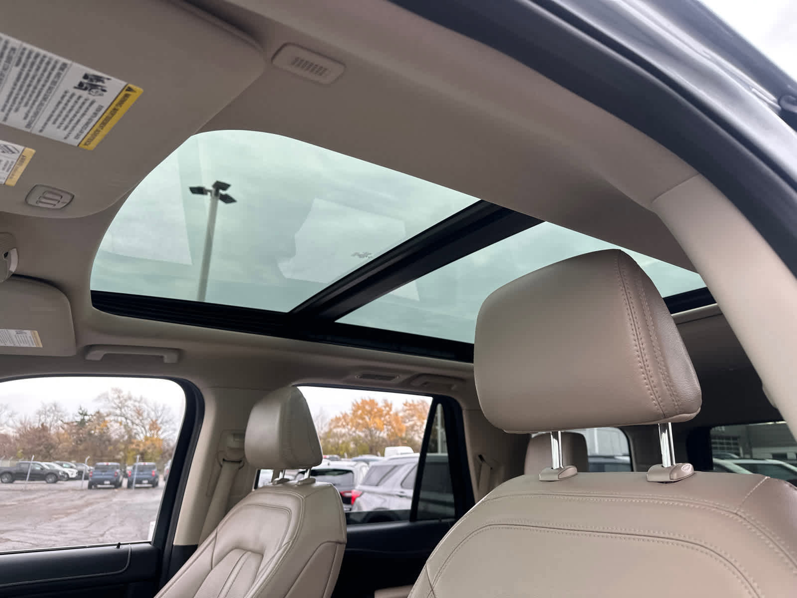 Certified 2023 Ford Expedition Limited image 21