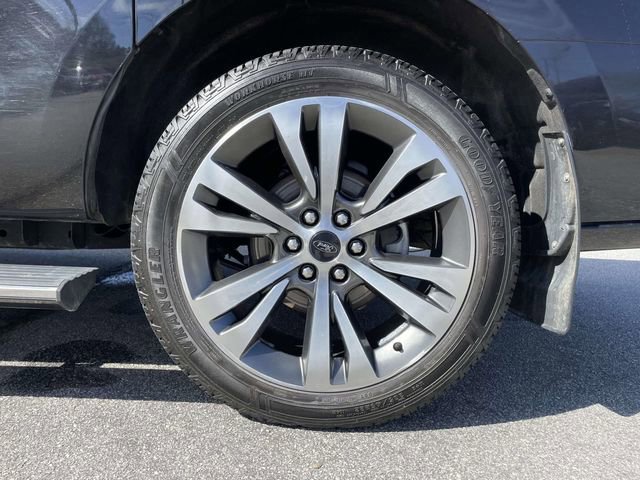 Certified 2021 Ford Expedition Max Platinum image 9