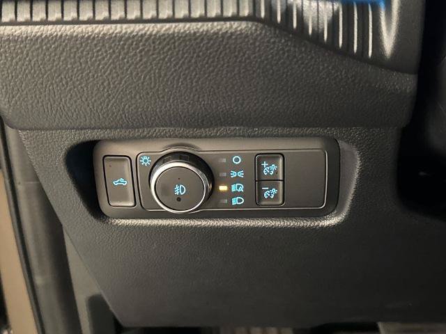 Certified 2025 Ford Ranger Lariat w/ FX4 Off-Road Package AWD/4WD image 18