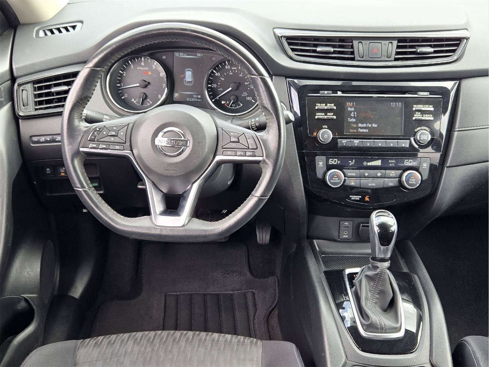 Used 2017 Nissan Rogue SV FWD image 25