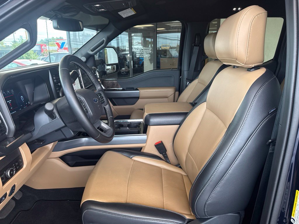 Certified 2025 Ford F350 Lariat w/ Lariat Ultimate Package AWD/4WD image 11