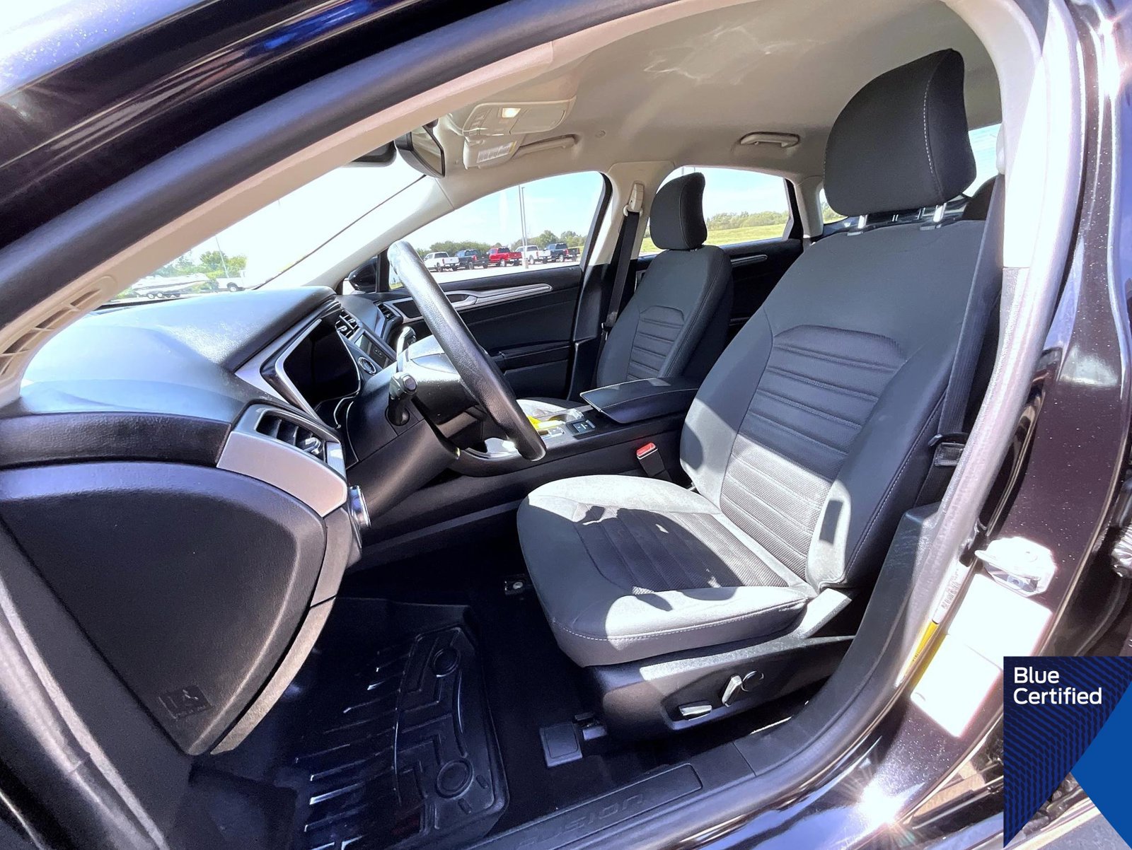 Certified 2019 Ford Fusion SE FWD image 10