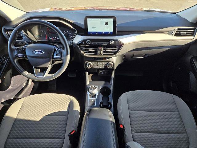 Certified 2022 Ford Escape SE w/ SE Sport Appearance Package image 13