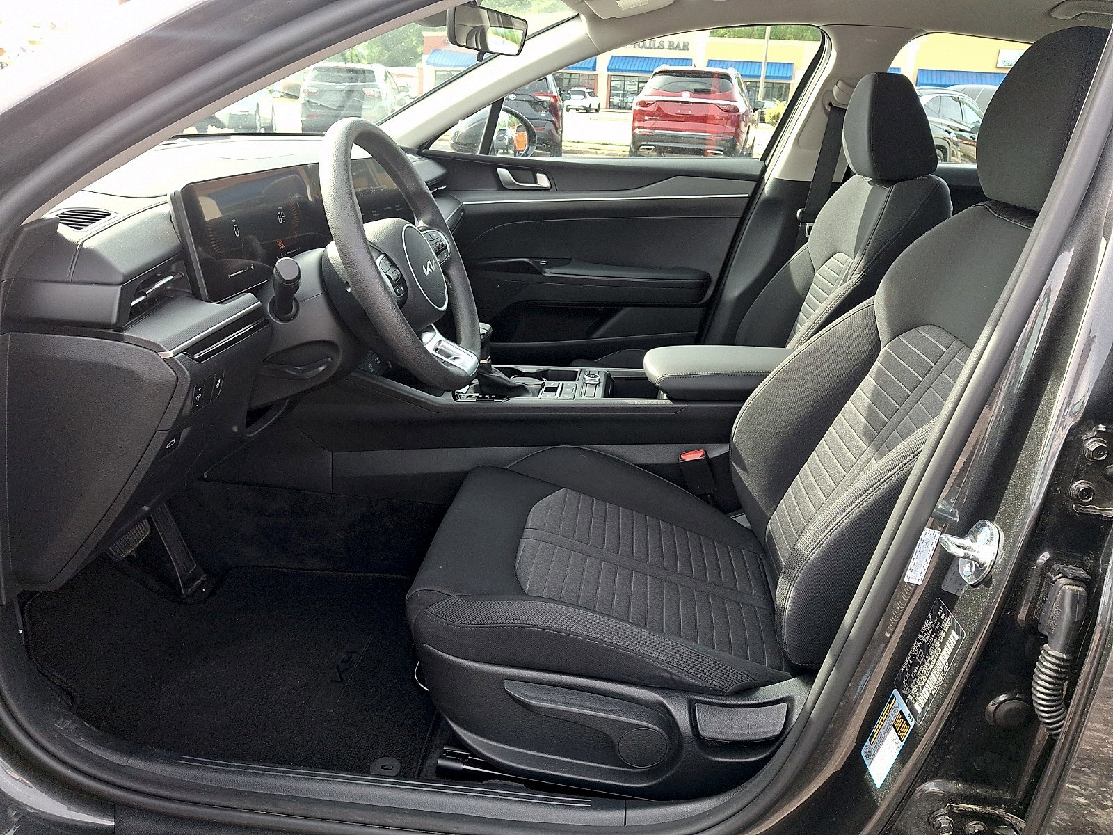 Used 2025 Kia K5 LXS FWD image 12