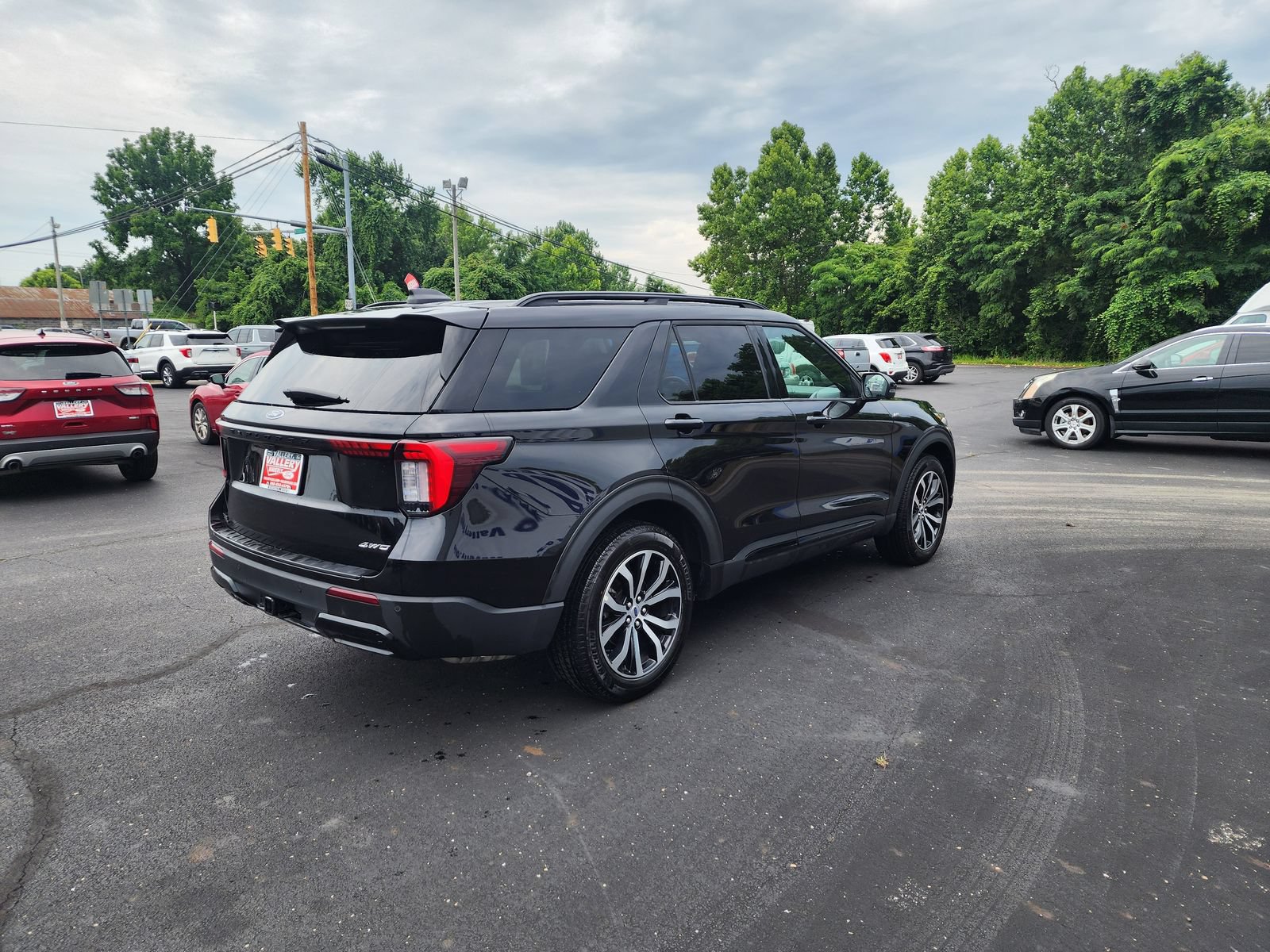 Certified 2026 Ford Explorer ST-Line AWD/4WD image 5
