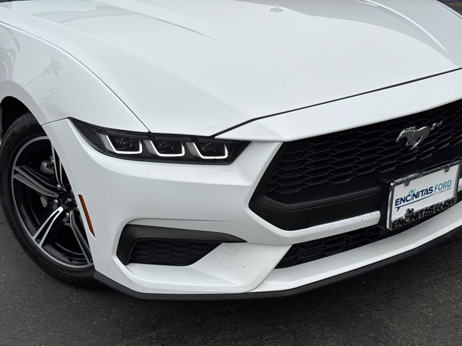 Certified 2024 Ford Mustang Convertible RWD image 3
