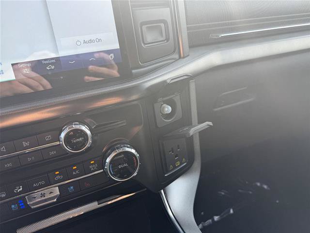 Certified 2022 Ford F150 Platinum w/ Equipment Group 701A High AWD/4WD image 17