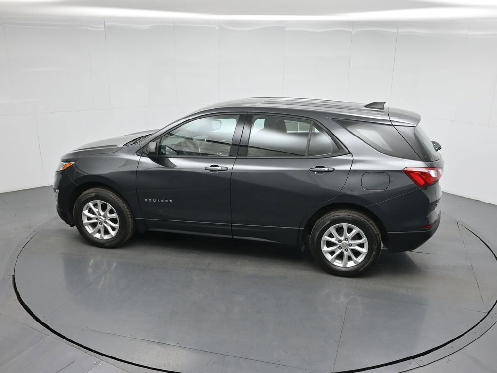Used 2019 Chevrolet Equinox LS AWD/4WD image 40
