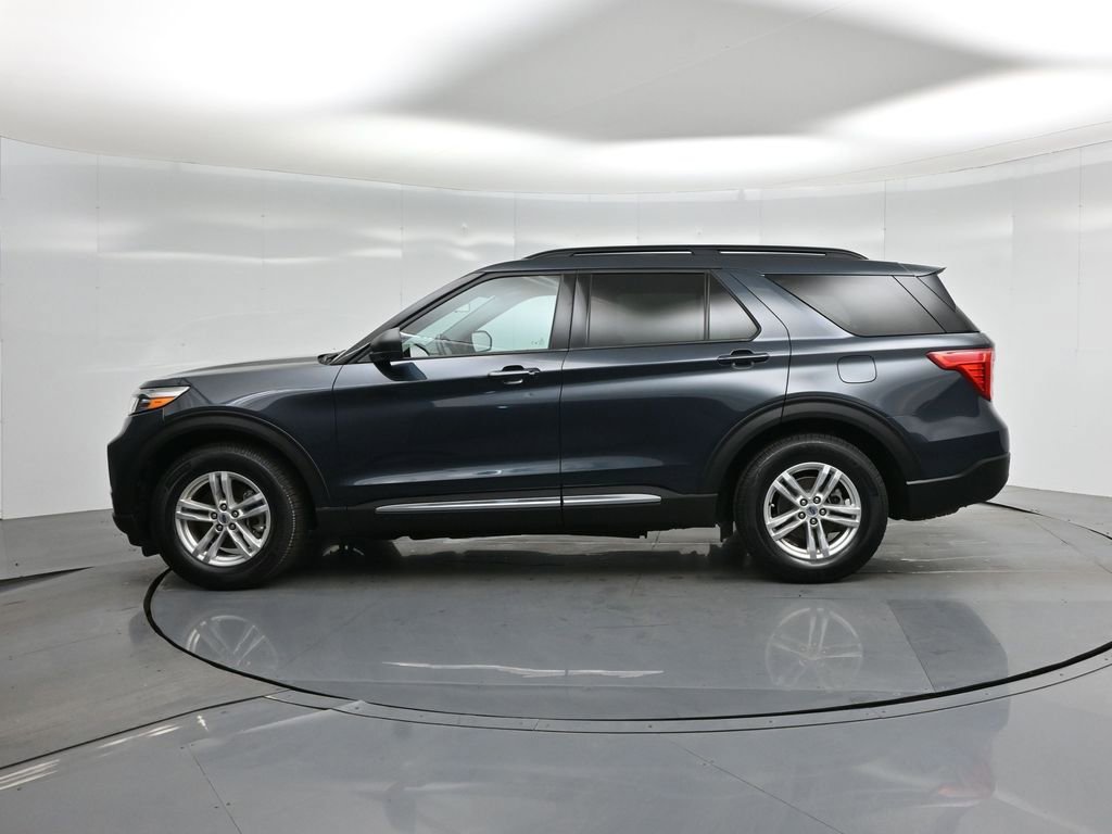Certified 2022 Ford Explorer XLT image 32