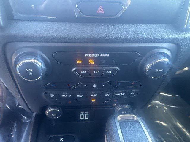 Certified 2020 Ford Ranger Lariat w/ Equipment Group 501A Mid image 20