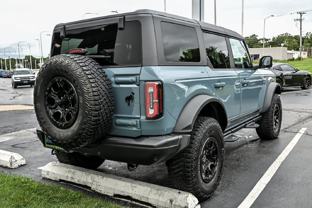 Certified 2021 Ford Bronco First Edition AWD/4WD image 8