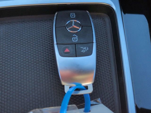 Used 2025 Mercedes-Benz CLA 250 4MATIC image 36