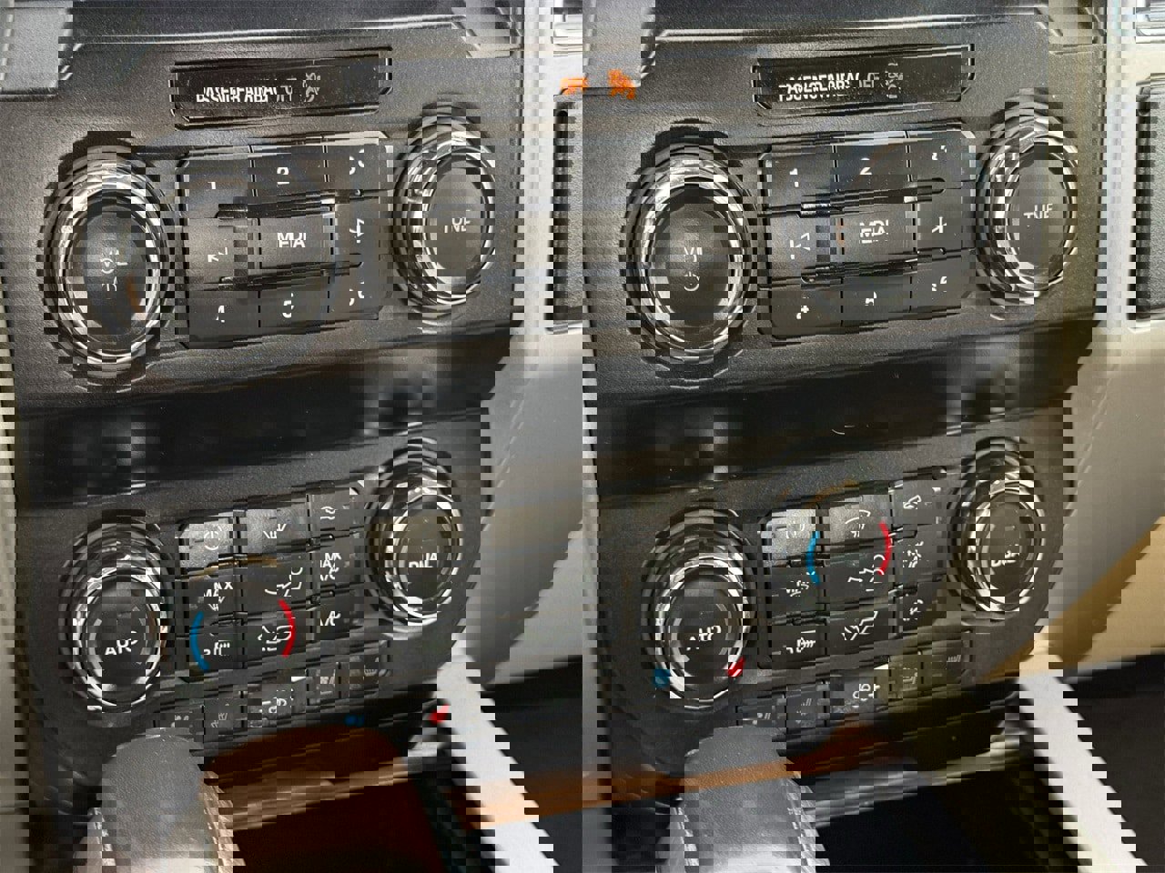 Certified 2020 Ford F150 Lariat image 19