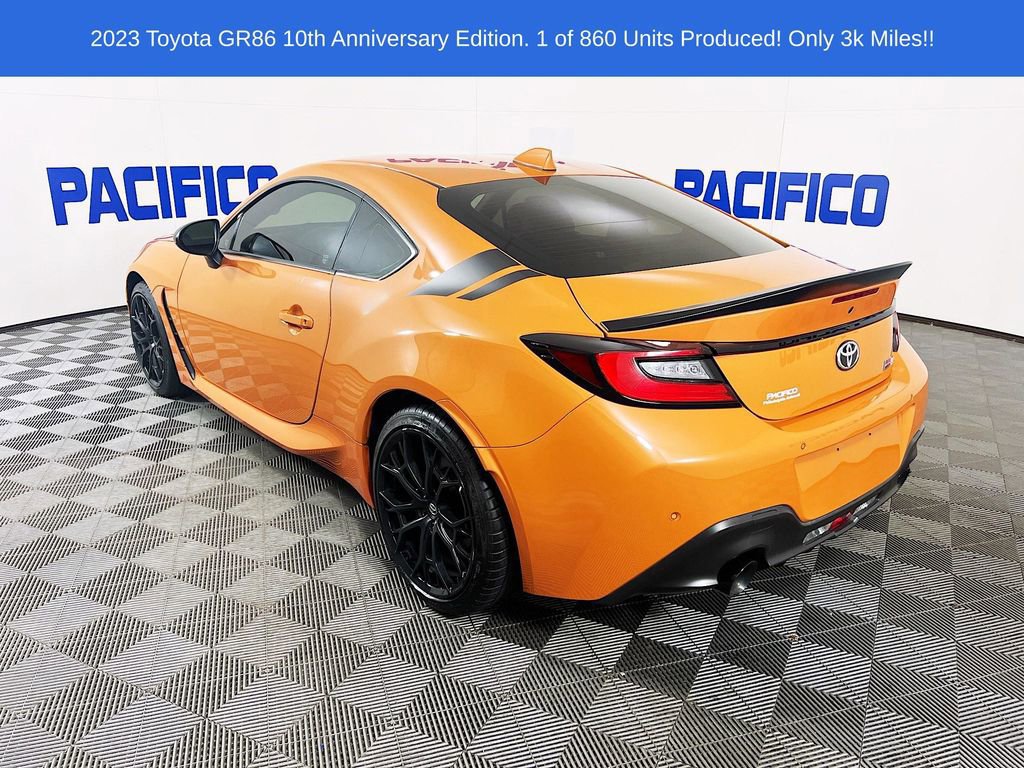 Used 2023 Toyota GR86 10th Anniversary SE image 5