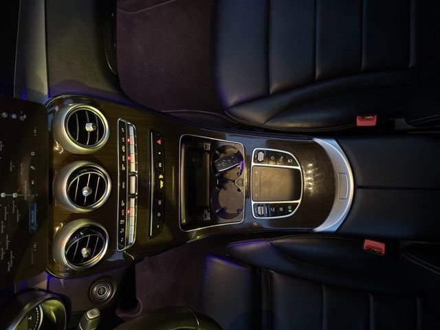 Used 2021 Mercedes-Benz GLC 300 4MATIC image 30