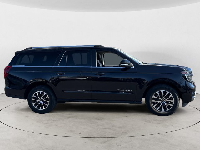 Certified 2025 Ford Expedition Max Platinum AWD/4WD image 4