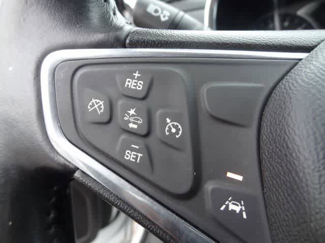 Used 2020 Chevrolet Equinox LT w/ Driver Convenience Package FWD image 18