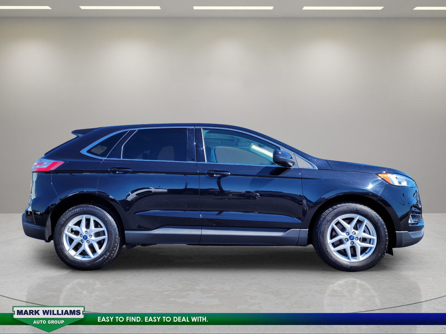 Certified 2021 Ford Edge SEL w/ Convenience Package AWD/4WD image 2