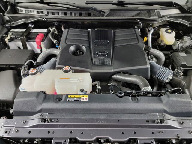 Used 2024 Toyota Tundra Limited image 35