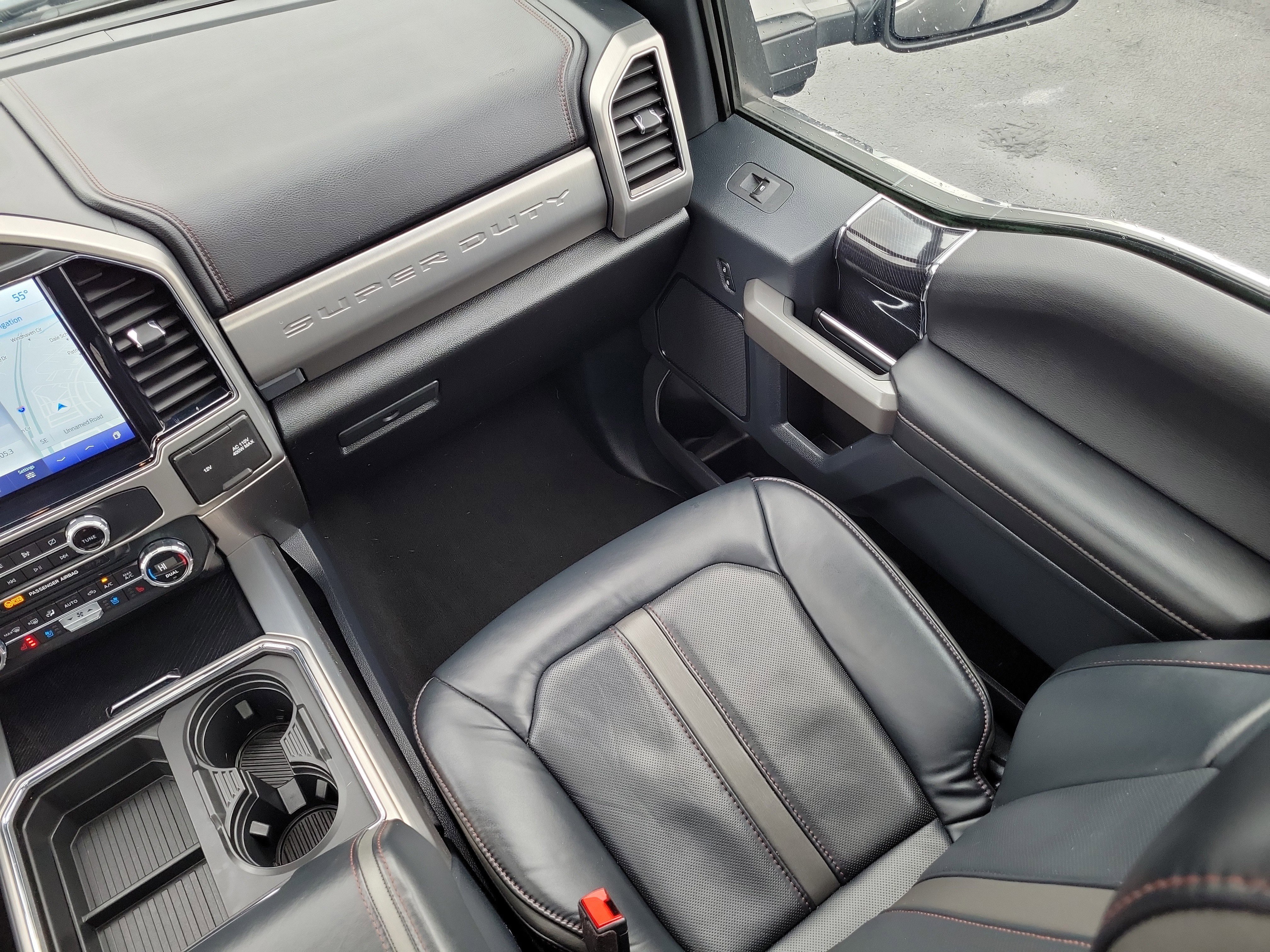 Certified 2022 Ford F250 Platinum w/ FX4 Off-Road Package image 17