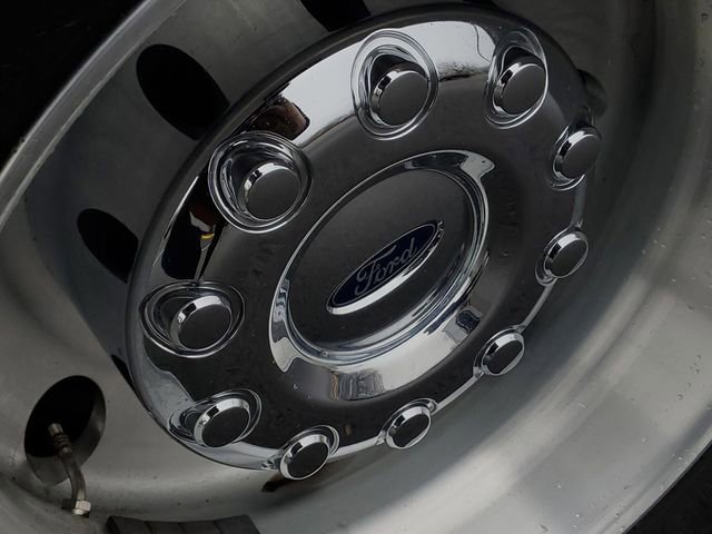 Certified 2023 Ford F450 Lariat w/ Lariat Ultimate Package image 7