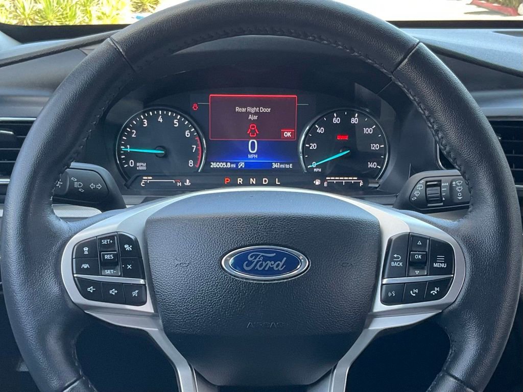 Certified 2024 Ford Explorer XLT w/ Equipment Group 202A image 28