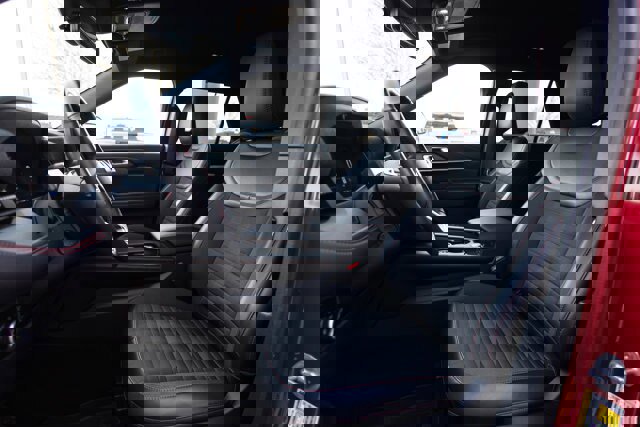 Certified 2025 Ford Explorer ST-Line w/ Premium Package image 14