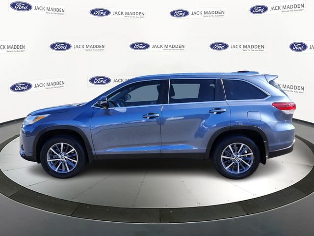 Used 2019 Toyota Highlander XLE image 6