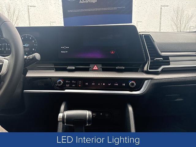 Used 2025 Kia Sportage SX image 17