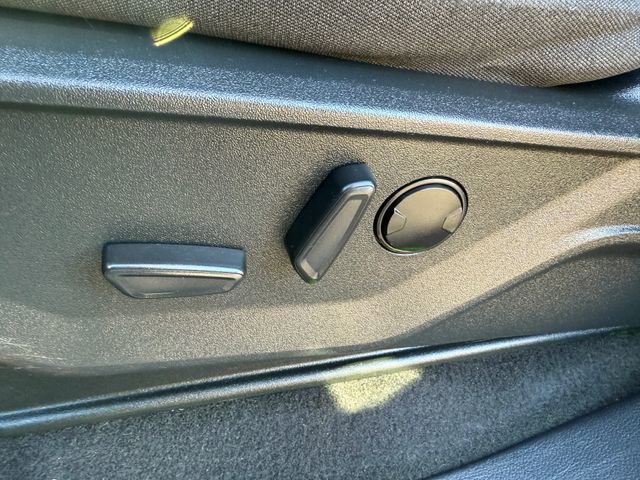 Certified 2023 Ford F150 XLT w/ Equipment Group 302A High image 31