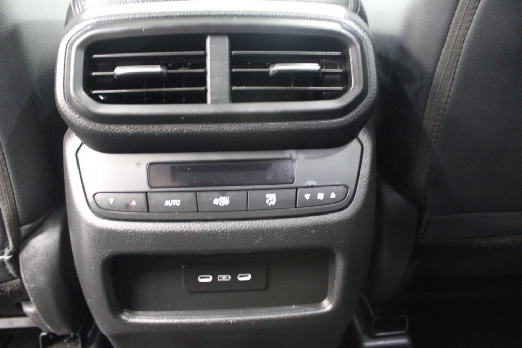 Used 2024 Honda Pilot Touring image 40