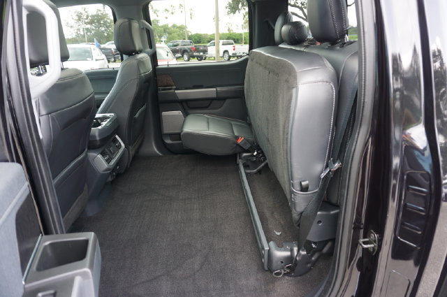 Certified 2021 Ford F150 Lariat w/ Max Trailer Tow Package AWD/4WD image 30