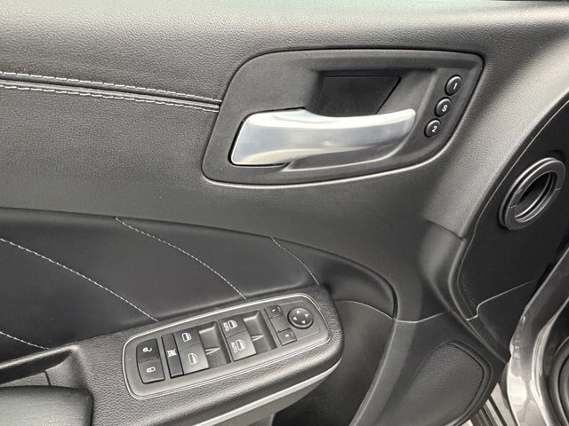 Used 2022 Dodge Charger Scat Pack RWD image 18