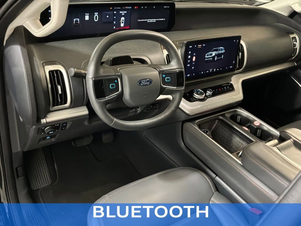 Certified 2025 Ford Expedition Active image 16