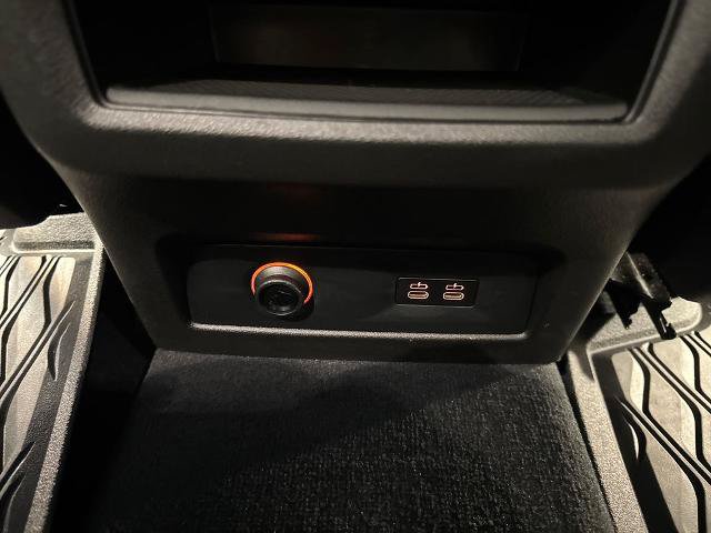 Used 2024 BMW X5 M60i AWD/4WD image 27