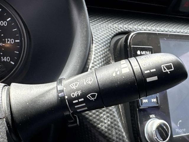 Used 2024 Nissan Kicks SV FWD image 28