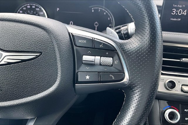 Used 2025 Genesis G70 2.5T RWD image 21
