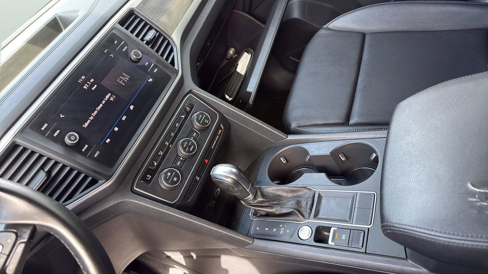 Used 2019 Volkswagen Atlas SE w/ Towing Package image 21