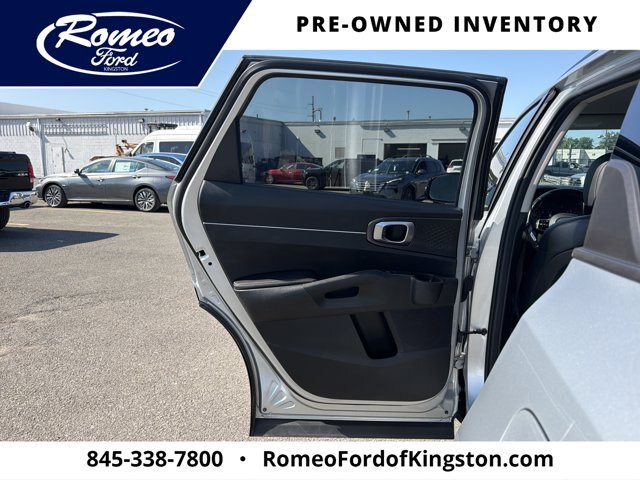 Used 2021 Kia Sorento S AWD/4WD image 22