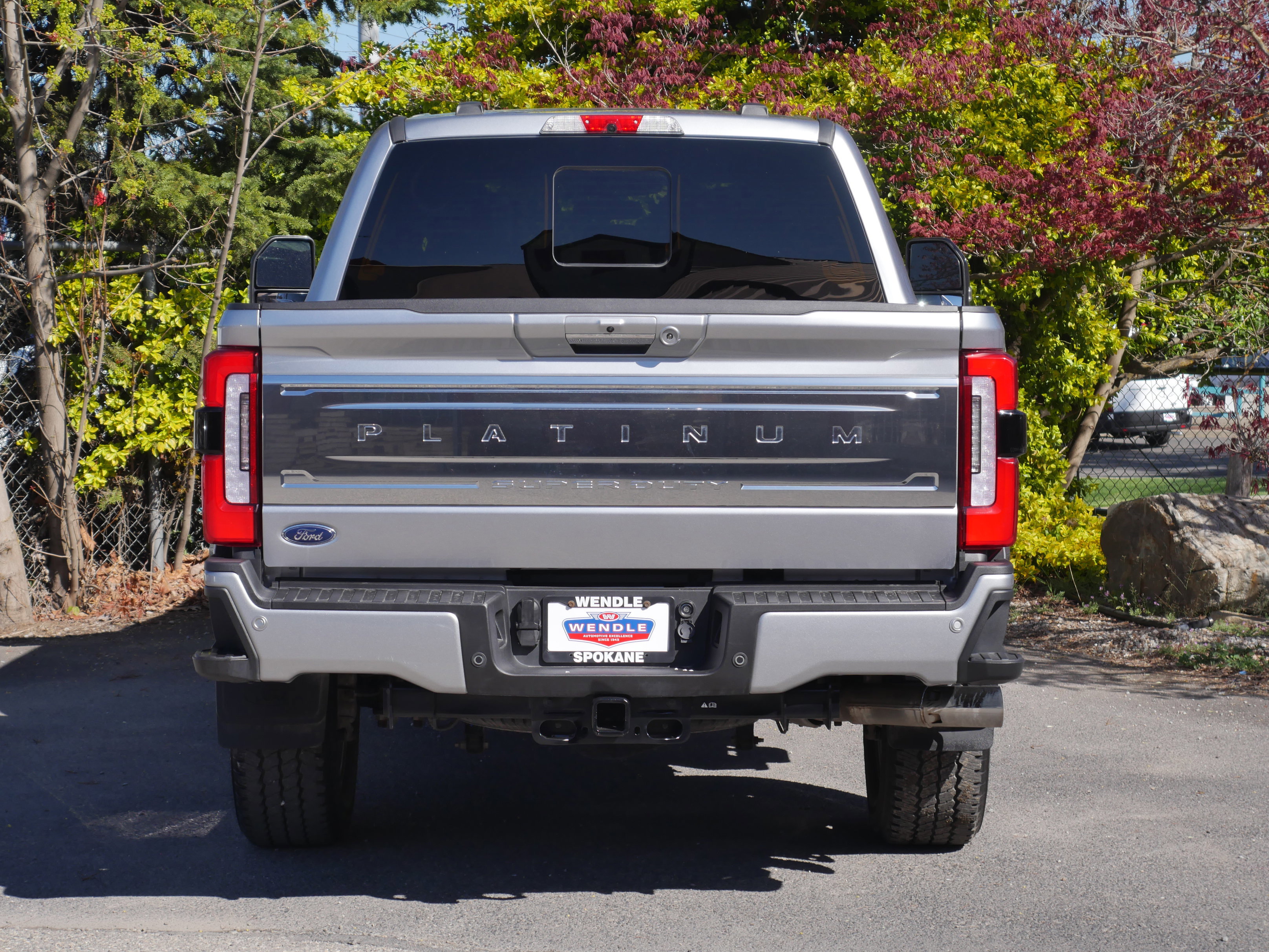 Certified 2023 Ford F350 Platinum image 2