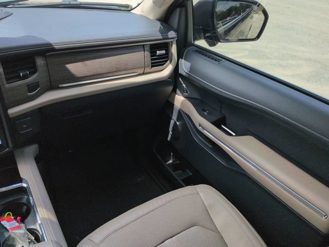 Certified 2023 Ford Expedition Limited RWD image 21