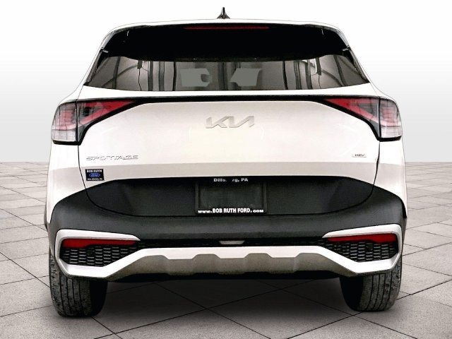 Used 2023 Kia Sportage LX AWD/4WD image 4