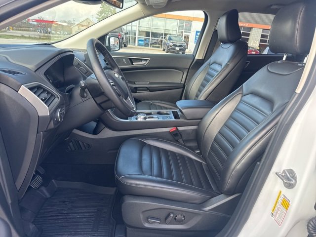 Certified 2022 Ford Edge SEL w/ Convenience Package image 9