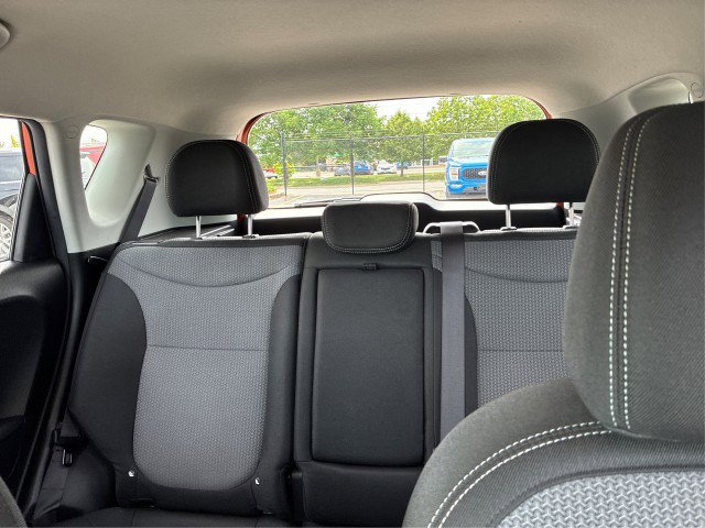Used 2018 Kia Soul + FWD image 13