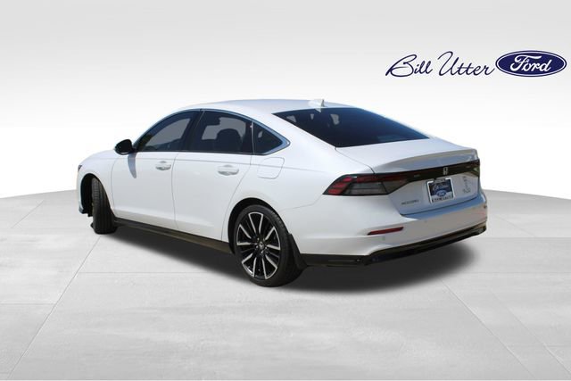 Used 2024 Honda Accord Touring image 7