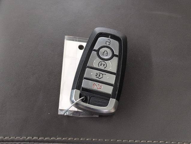 Certified 2021 Ford Explorer Platinum w/ Equipment Group 601A AWD/4WD image 28