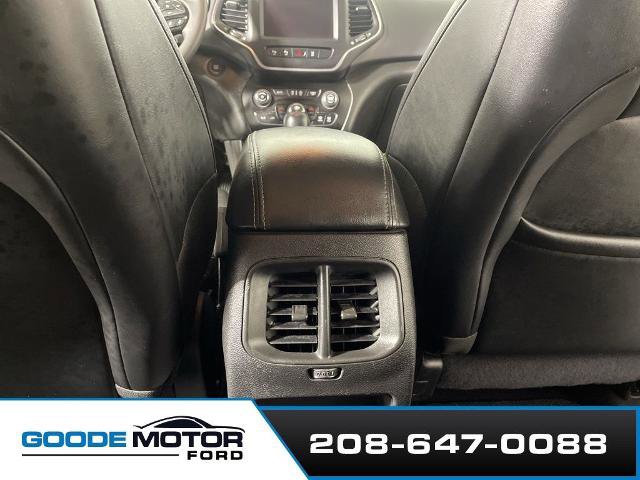 Used 2023 Jeep Cherokee Altitude Lux image 20