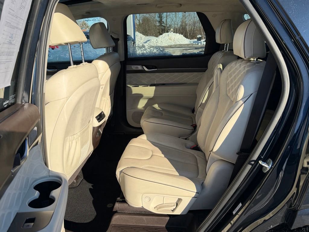 Used 2020 Hyundai Palisade Limited image 16