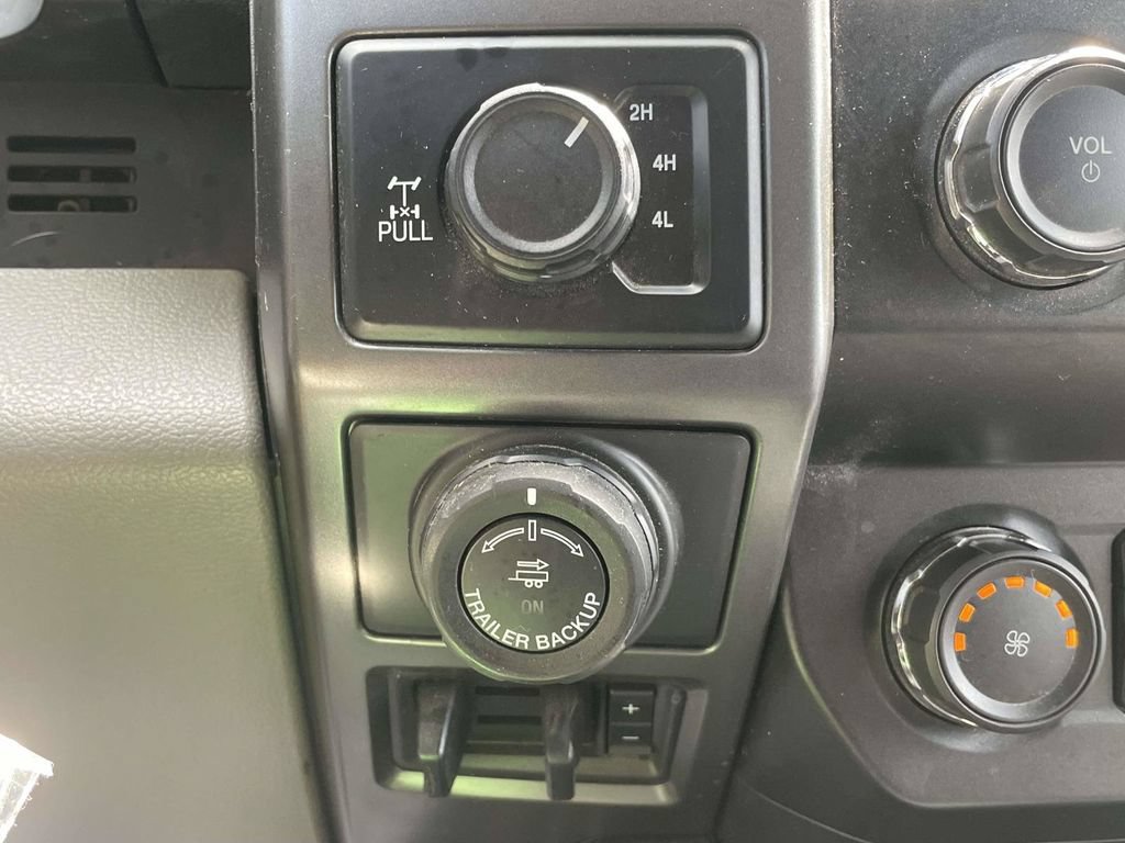 Certified 2019 Ford F150 XLT w/ Equipment Group 302A Luxury AWD/4WD image 25